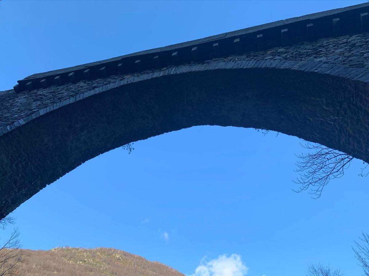 Hotel Al Ponte Antico Intragna Eksteriør bilde